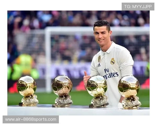 足球赛后众球星纷纷追随C罗足迹展现对传奇人物的敬意与羡慕