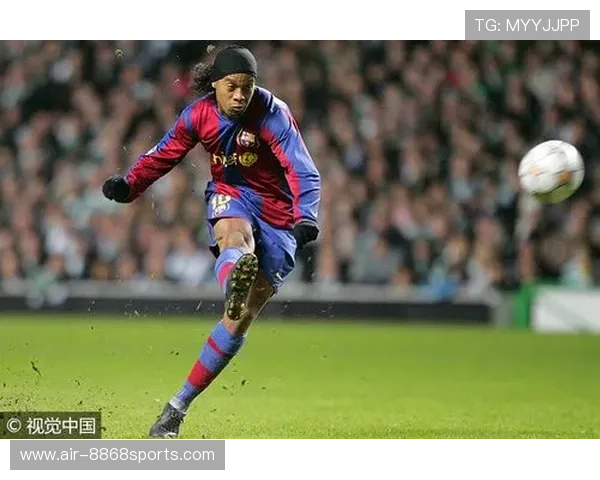 踢足球的富二代球星：从豪门背景到绿茵场的辉煌之路